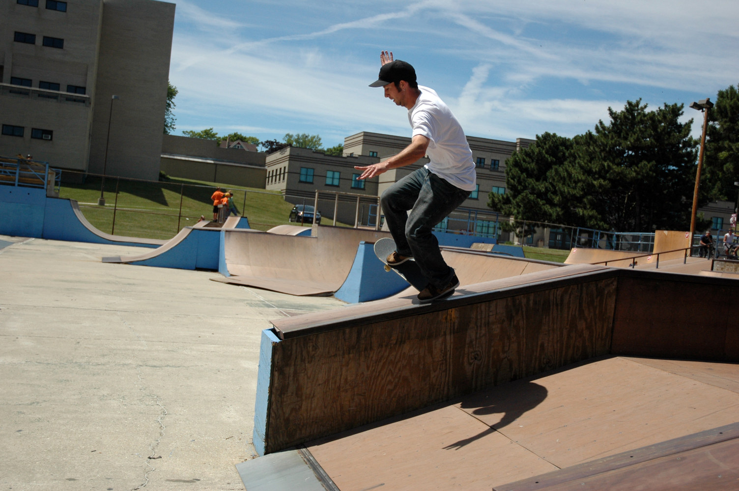 Lake FX 07 Skateboard 4